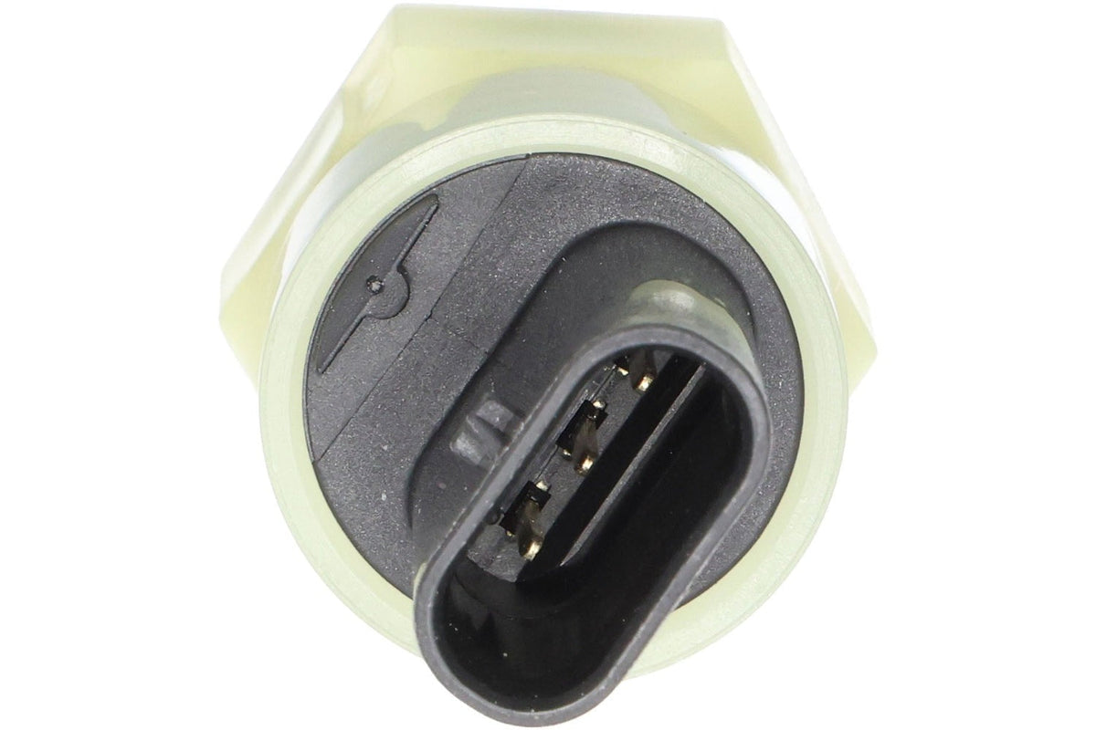 Oil Pressure Switch - BMW / 228i / 320i / 328i /428i / 528i / X1 / X3 / X4 / X5 / Z4