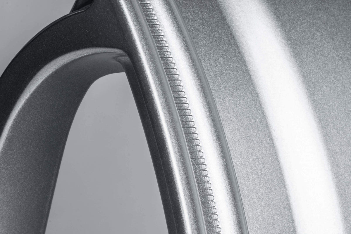 APR A01 19" 5x112 Hyper Silver Flow Formed Wheel
