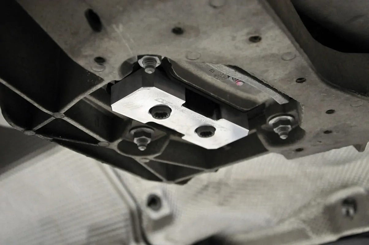 034Motorsport Transmission Mount Insert (Billet Aluminum) - Audi / B8 / A4 / S4 / RS4 / A5 / S5 / RS5 / Q5 / SQ5