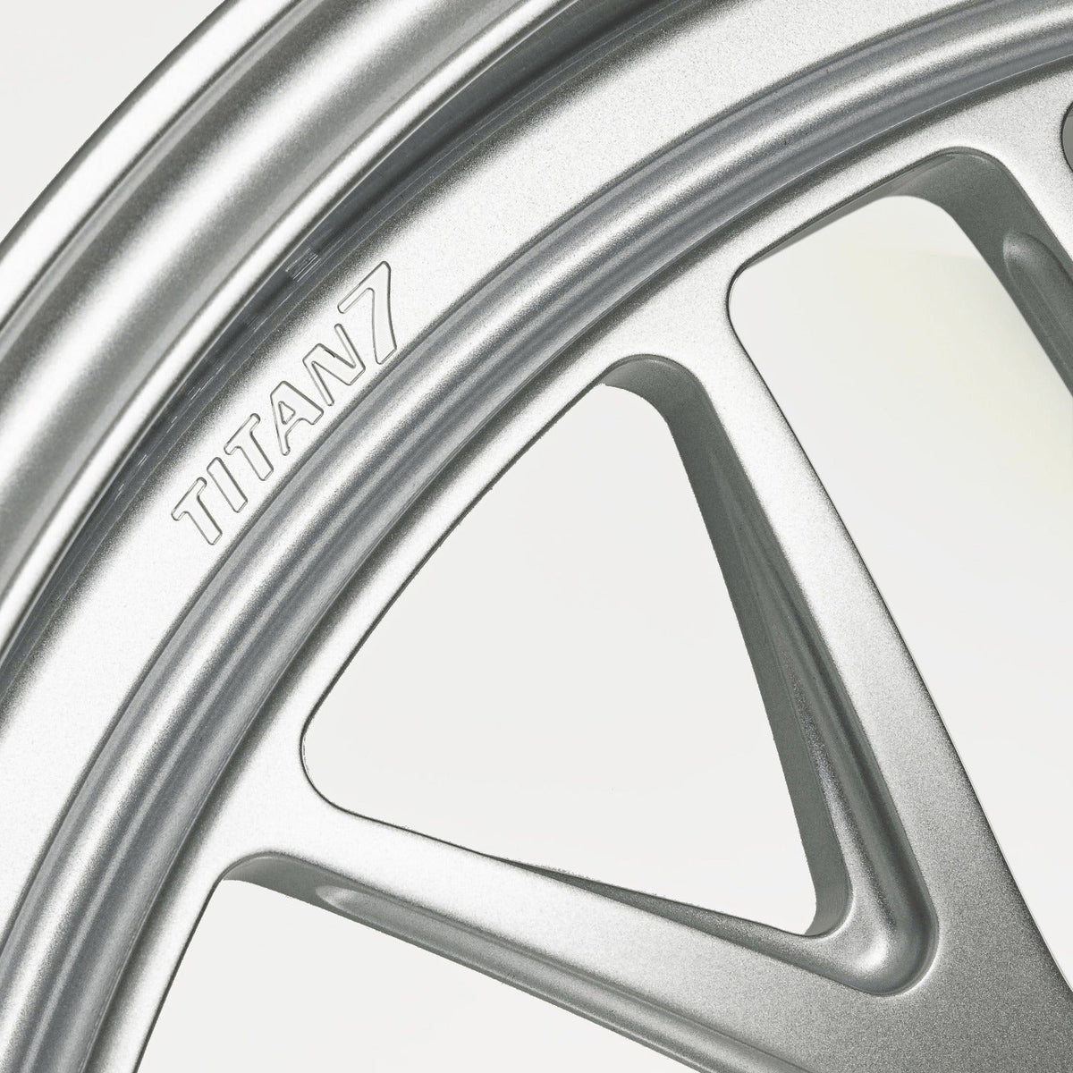 Titan 7 T-M20 18" 5x112 Heritage Silver