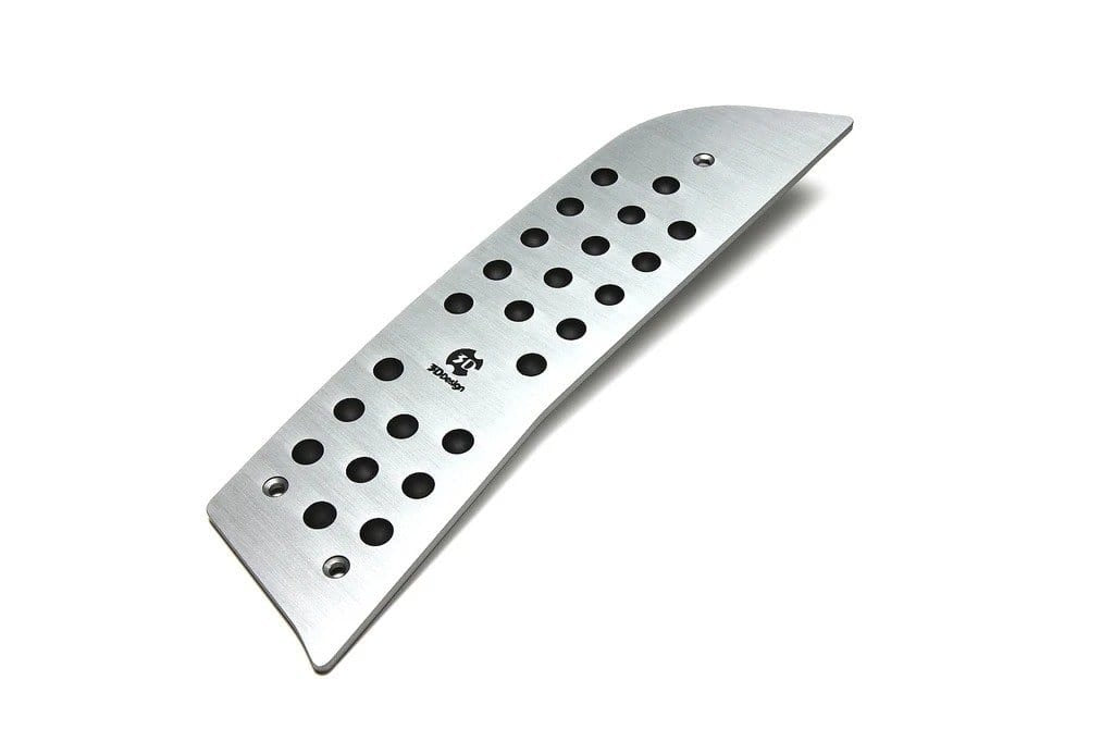 3D Design F8X M2 / M3 / M4 Aluminum Foot Rest