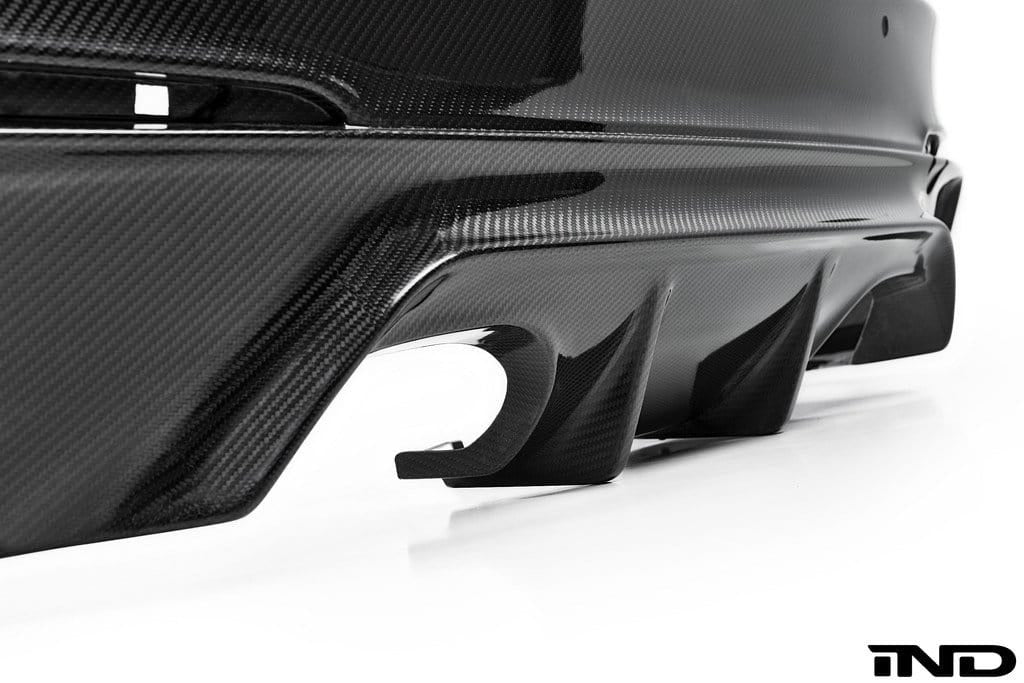 3D Design - M4 F82 / F83 Full Carbon Rear Bumper